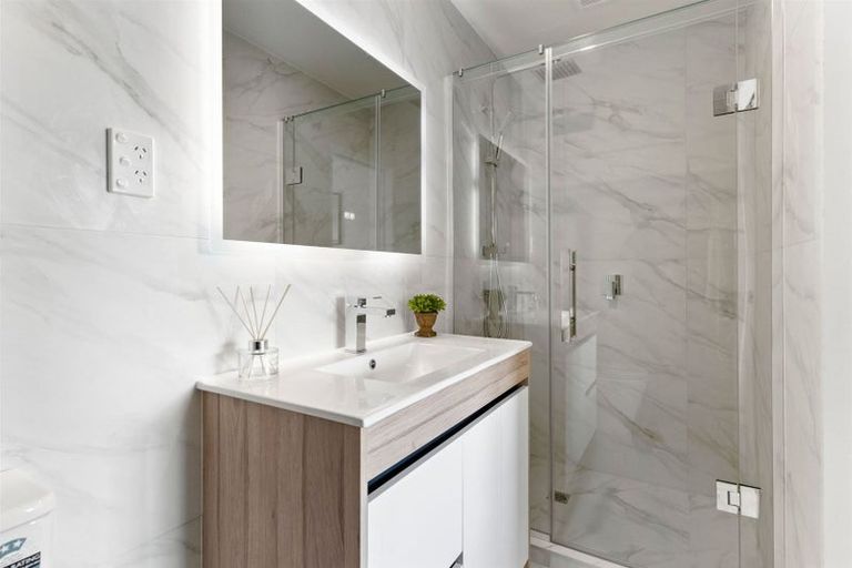 Photo of property in 15 Impatiens Lane, Massey, Auckland, 0614