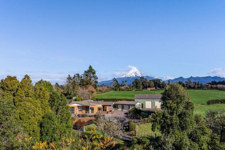 Photo of property in 51a Maire Street, Inglewood, 4330