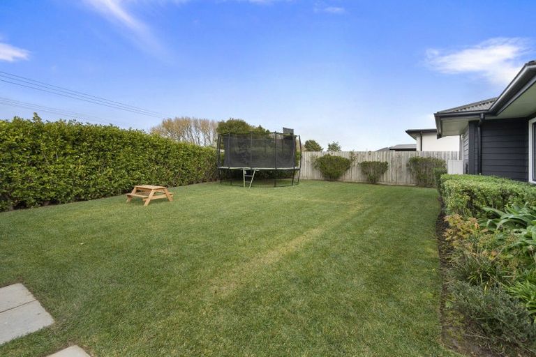 Photo of property in 36 Freedom Drive, Kelvin Grove, Palmerston North, 4414