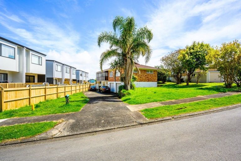 Photo of property in 9 Chevis Place, Pakuranga, Auckland, 2010