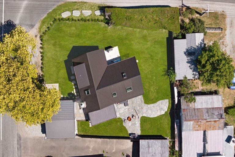 Photo of property in 1 Thames Street, Arrowtown, 9302