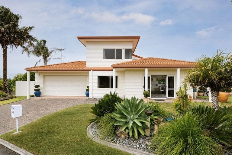 Photo of property in 48 Manor Park Drive, Pyes Pa, Tauranga, 3112