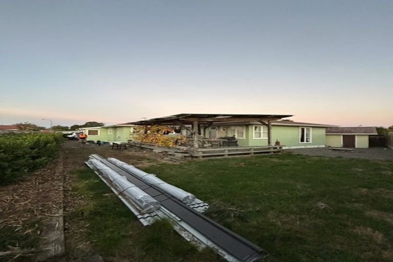 Photo of property in 5 Snowdon Avenue, Terrace End, Palmerston North, 4410