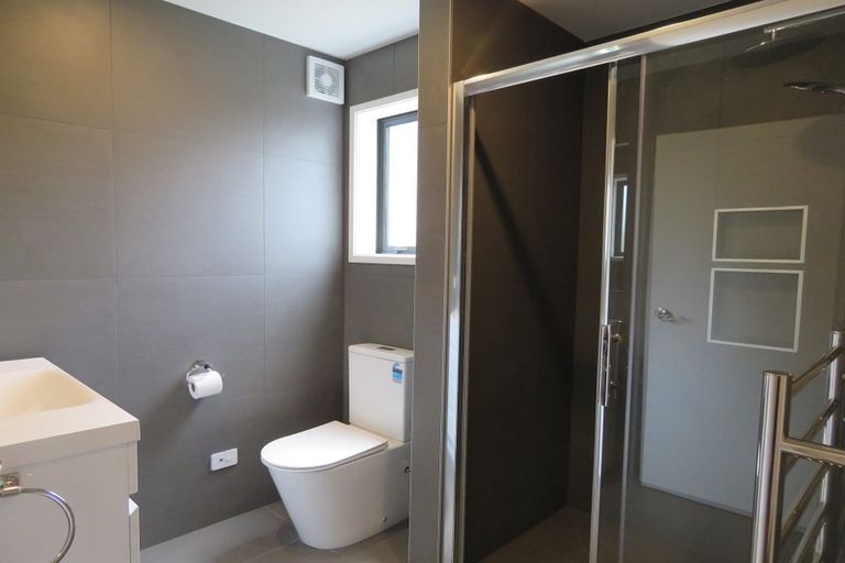 Photo of property in 191a Golf Road, Titirangi, Auckland, 0604