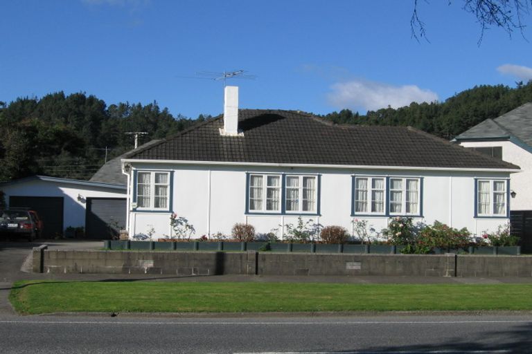 Photo of property in 1238 High Street, Taita, Lower Hutt, 5011
