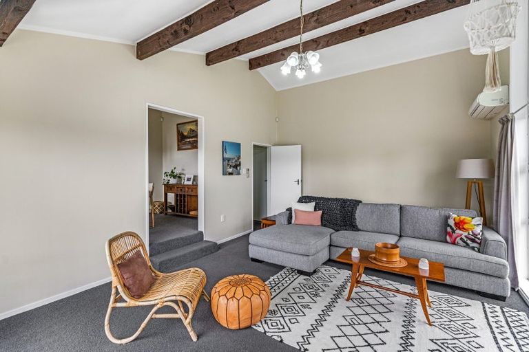 Photo of property in 31 Poaka Avenue, Dinsdale, Hamilton, 3204