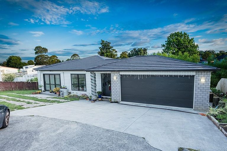 Photo of property in 43a Catkin Crescent, Papatoetoe, Auckland, 2025