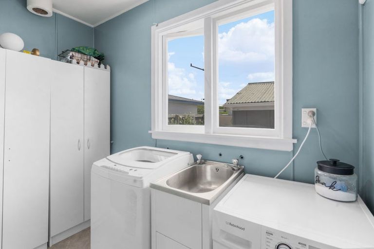 Photo of property in 1/130 Springs Road, Hornby, Christchurch, 8042