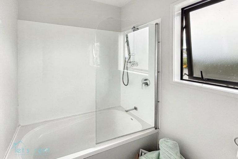 Photo of property in 3 Capella Place, Manurewa, Auckland, 2102