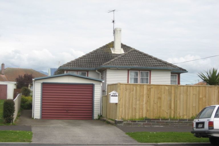 Photo of property in 3/324 Carrington Street, Vogeltown, New Plymouth, 4310