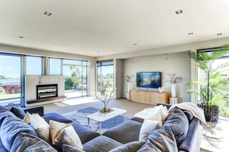 Photo of property in 34 Longbeach Drive, Castlecliff, Whanganui, 4501