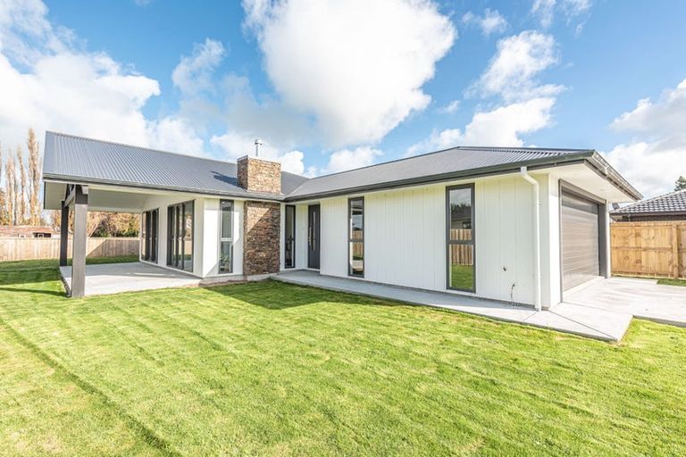 Photo of property in 30 Oldfield Lane, Marton, 4710