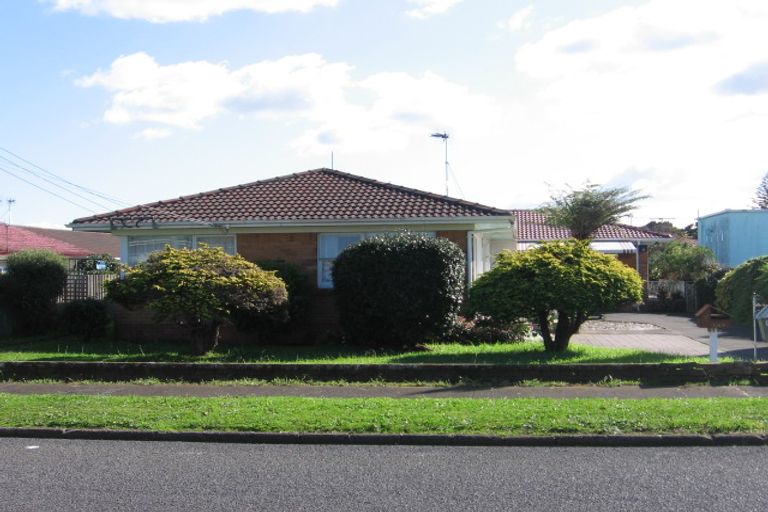 Photo of property in 2/5 Elizabeth Avenue, Papatoetoe, Auckland, 2025