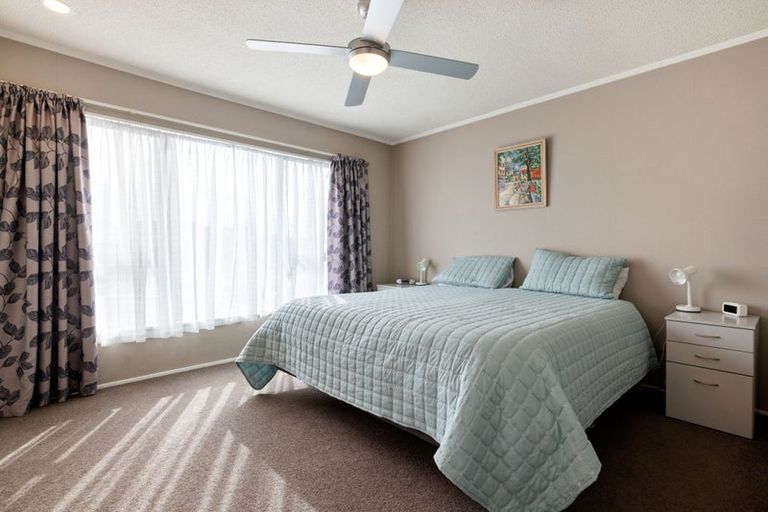 Photo of property in 43 Lansdowne Crescent, Glenview, Hamilton, 3206