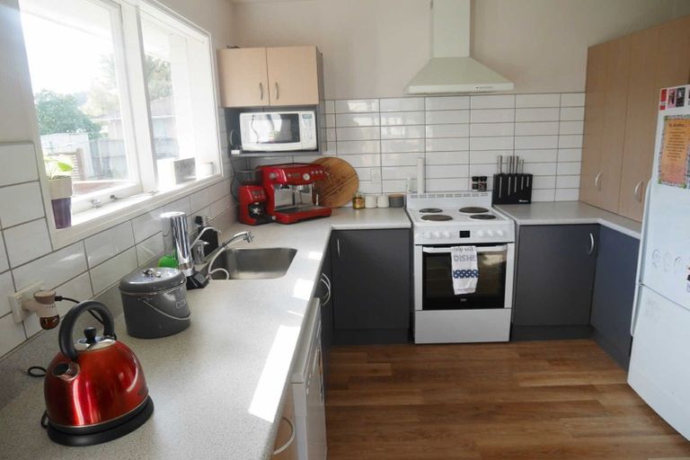 Photo of property in 2 Salmond Street, Hoon Hay, Christchurch, 8025