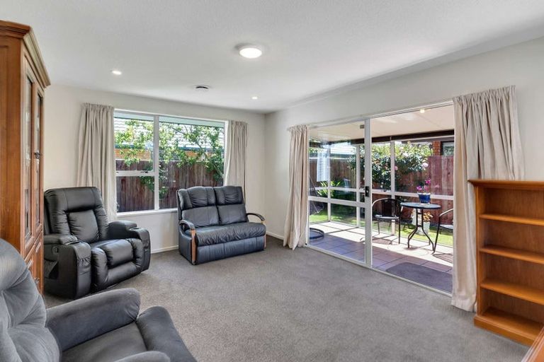 Photo of property in 13b Thornhill Place, Sockburn, Christchurch, 8042