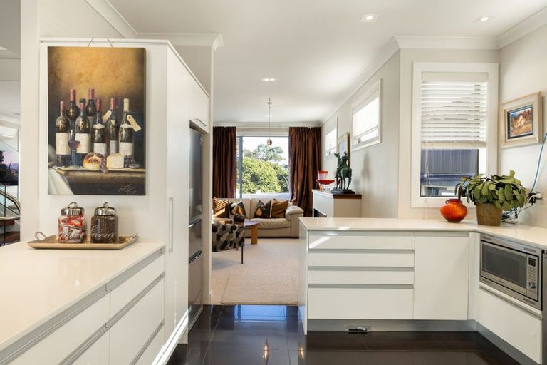 Photo of property in 5 Lake Domain Drive, Frankton, Hamilton, 3204