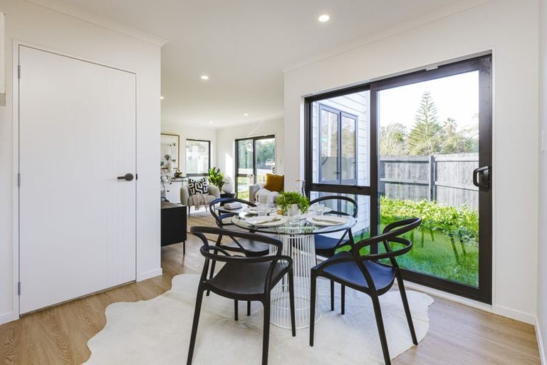 Photo of property in 559a Great South Road, Rosehill, 2113