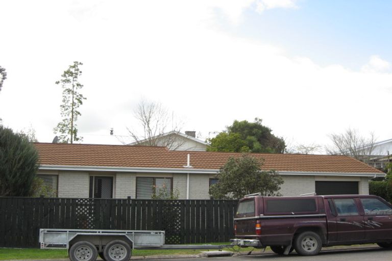 Photo of property in 17a Chambers Street, Havelock North, 4130