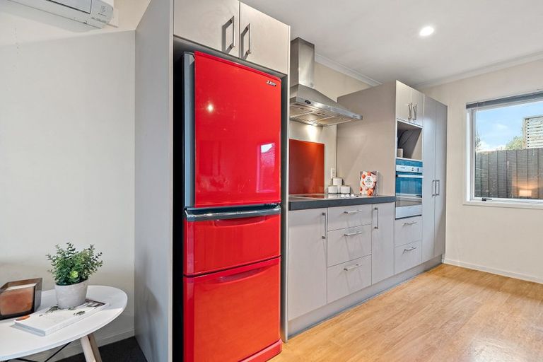 Photo of property in 21 Dampier Street, Woolston, Christchurch, 8023