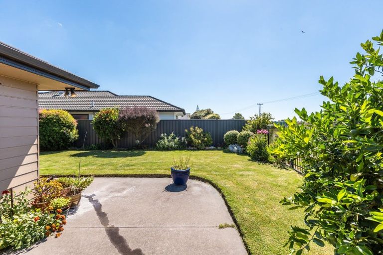 Photo of property in 21 Mcnaughton Place, Onekawa, Napier, 4110