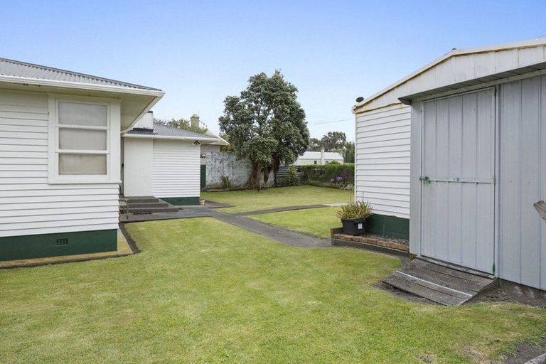 Photo of property in 3-5 Warwick Street, Patea, 4520