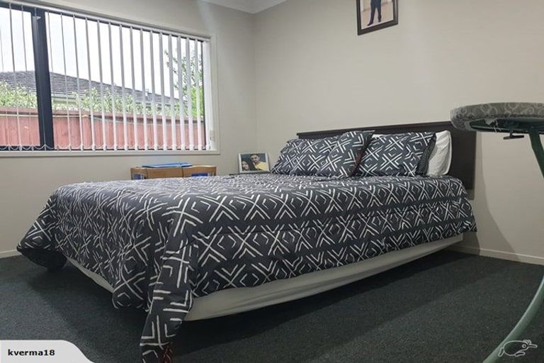 Photo of property in 13 Lieshout Way, Pukekohe, 2120