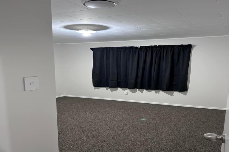 Photo of property in 173 Mahia Road, Wattle Downs, Auckland, 2103