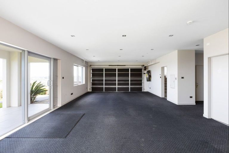 Photo of property in 24 Manhattan Rise, Orewa, 0931