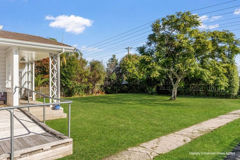 Photo of property in 35 De Lautour Road, Inner Kaiti, Gisborne, 4010