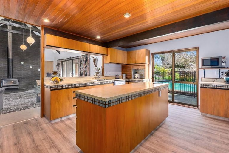 Photo of property in 14 Ngarara Road, Waikanae, 5036