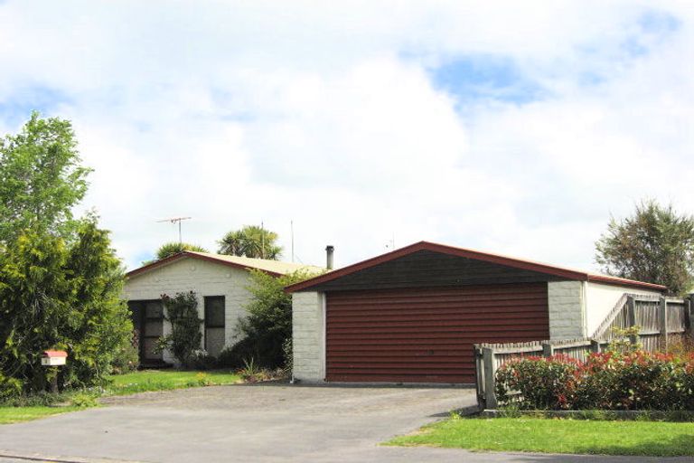 Photo of property in 3 Treffers Avenue, Rangiora, 7400