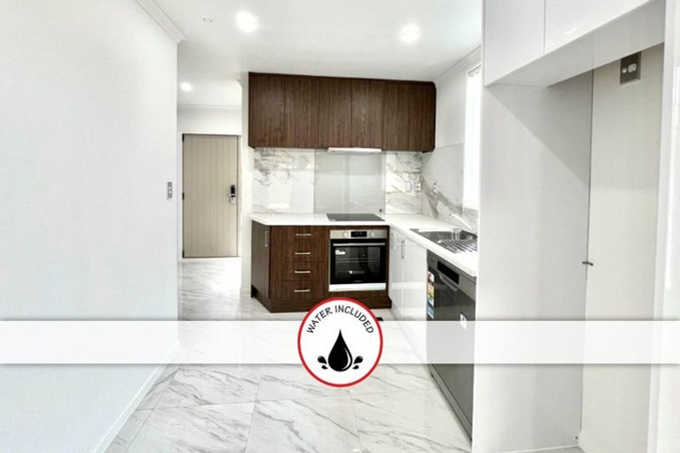 Photo of property in 54 Stranraer Crescent, Wattle Downs, Auckland, 2103