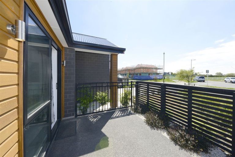 Photo of property in 1 Piripiri Place, Broomfield, Christchurch, 8042