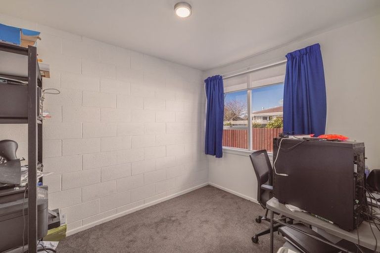 Photo of property in 2/430 Ferry Road, Woolston, Christchurch, 8023