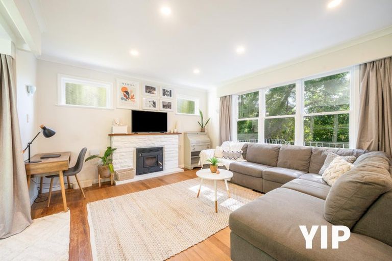 Photo of property in 51 Tarawera Road, Johnsonville, Wellington, 6037