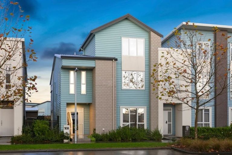 Photo of property in 112 Squadron Drive, Hobsonville, Auckland, 0616