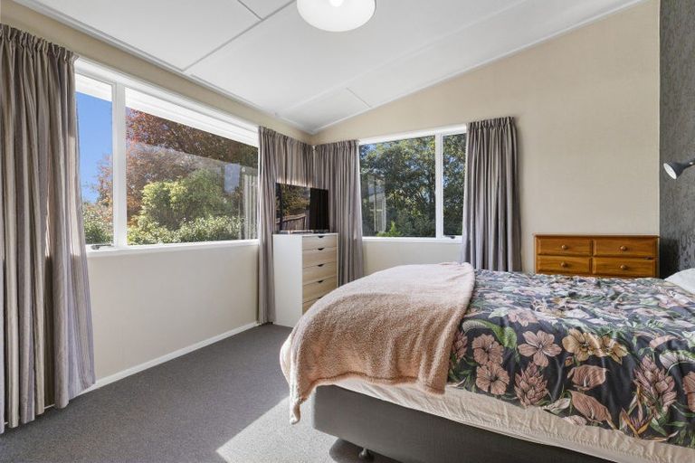 Photo of property in 12 Hilden Place, Hilltop, Taupo, 3330