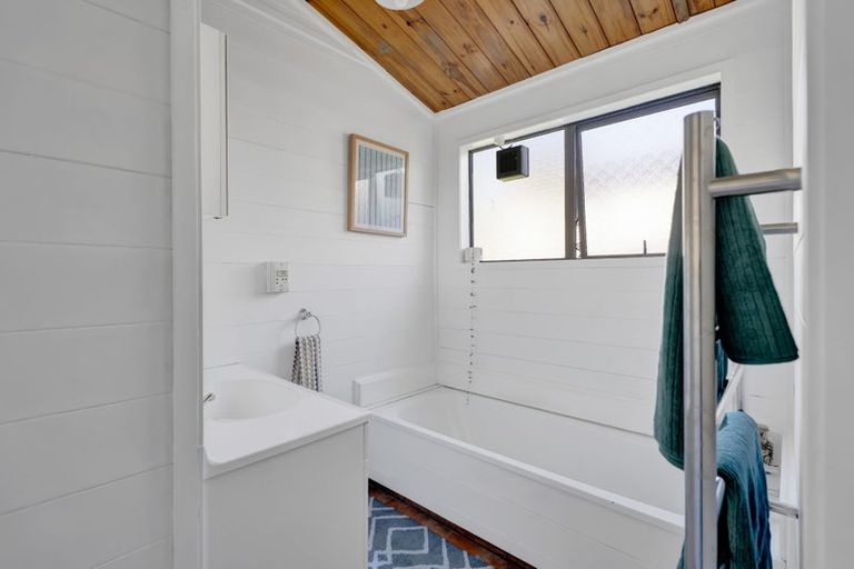 Photo of property in 4 Antonia Place, Bell Block, New Plymouth, 4312