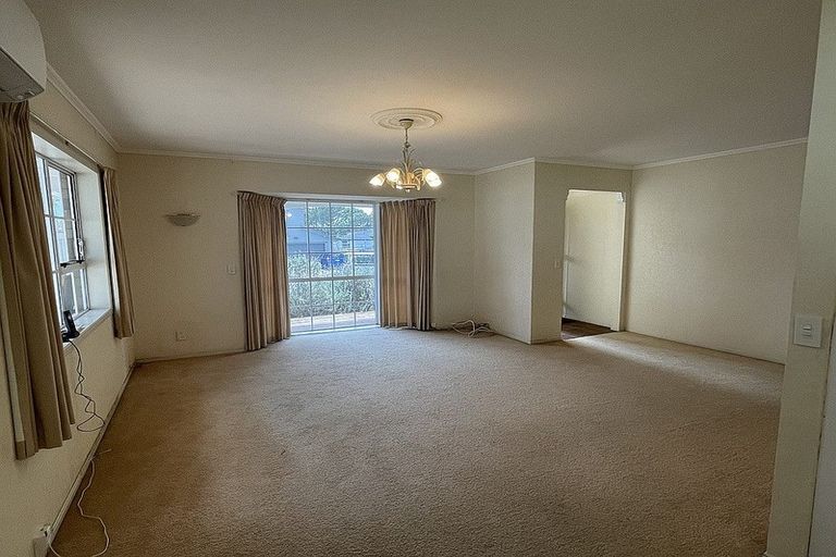 Photo of property in 84 Granville Drive, Massey, Auckland, 0614