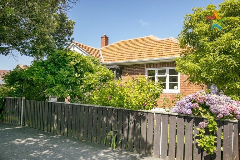 Photo of property in 20 Wainui Road, Waiwhetu, Lower Hutt, 5010