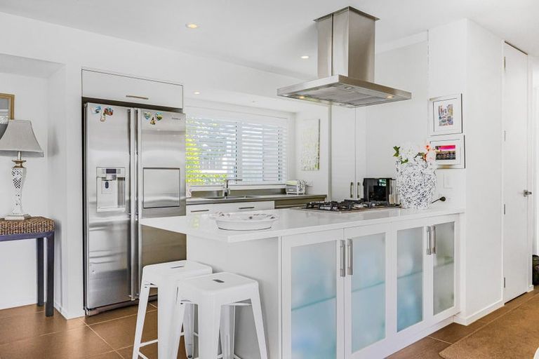 Photo of property in 1/24 Clifton Road, Hauraki, Auckland, 0622