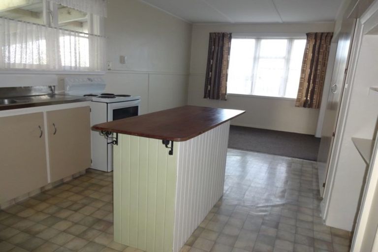 Photo of property in 215 Palmerston Street, Westport, 7825