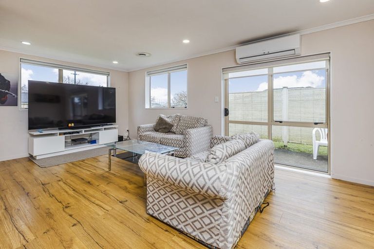 Photo of property in 7 Scotts Field Drive, Takanini, 2112