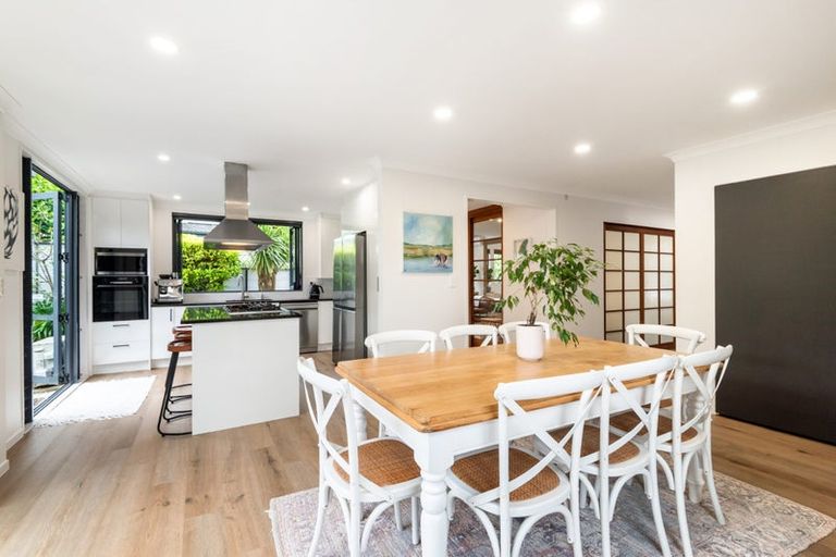 Photo of property in 8a Onepoto Road, Hauraki, Auckland, 0622