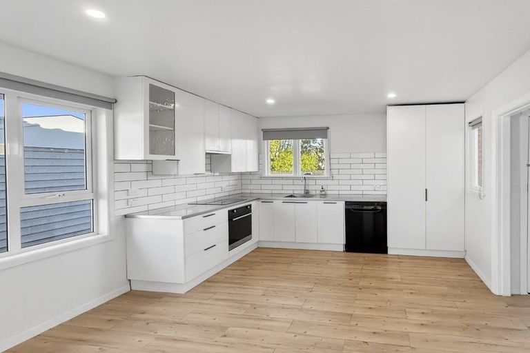 Photo of property in 22 Russley Road, Russley, Christchurch, 8042