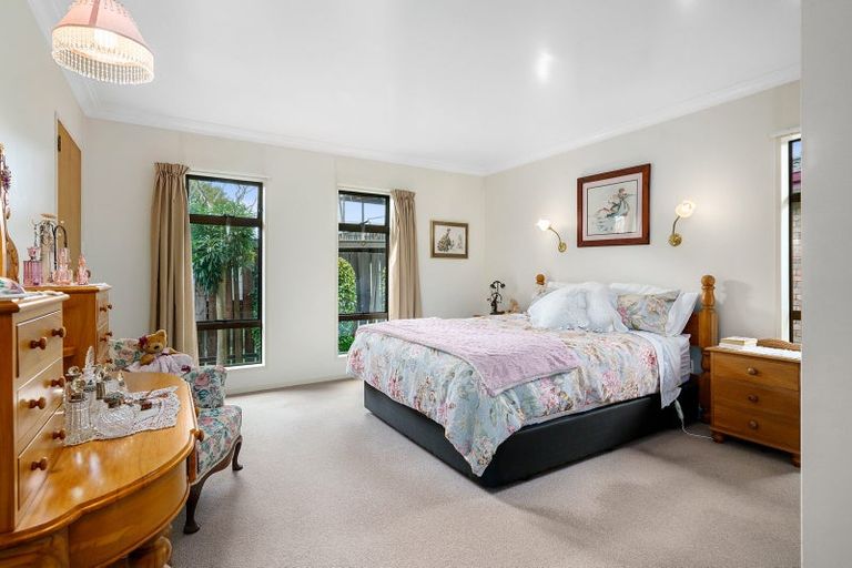 Photo of property in 164a Victoria Street, Cambridge, 3434