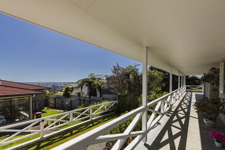 Photo of property in 81 Churchill Drive, Taradale, Napier, 4112