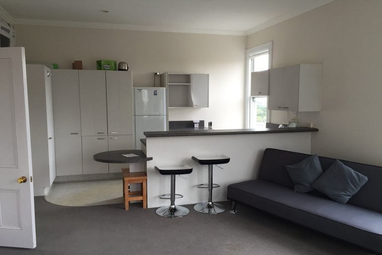 Photo of property in 10u1 Hobson Crescent, Thorndon, Wellington, 6011