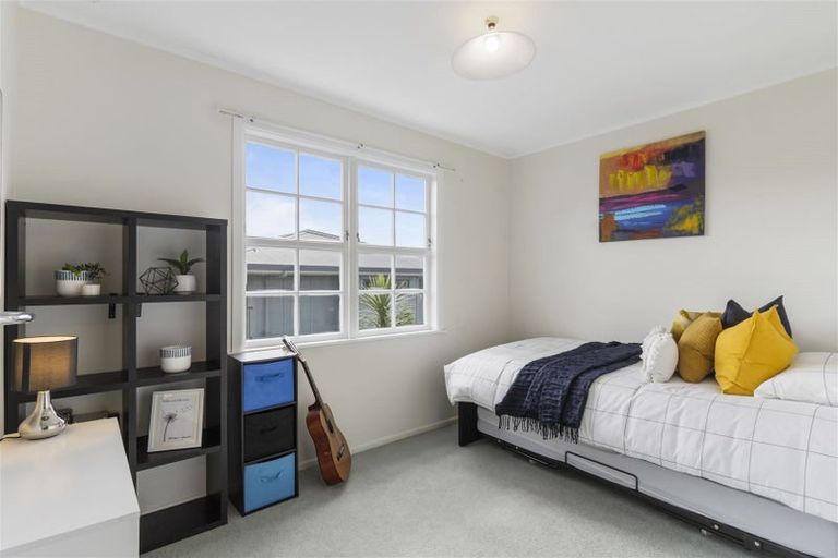 Photo of property in 117 Stanley Road, Glenfield, Auckland, 0629